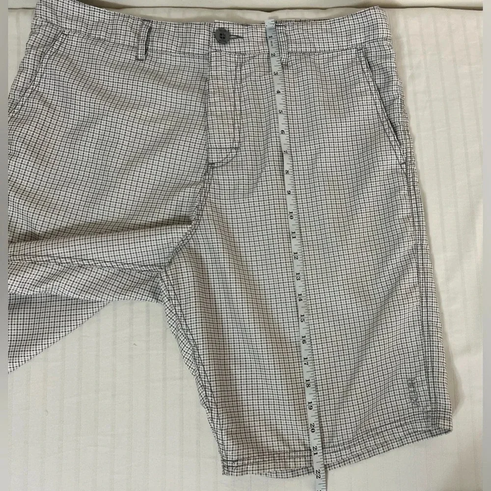 Valor Men's Board Shorts White Gray  Size 34